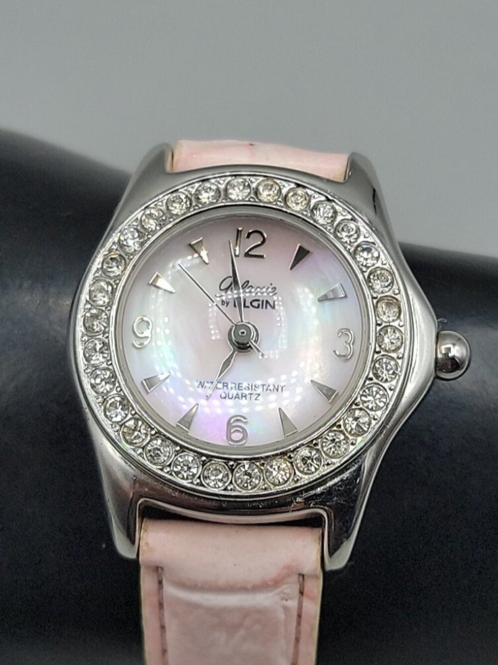 Galaxie Elgin Ladies Quartz Watch 6.5" Pink Leather Band 28mm Bubble MOP W1663 - Picture 11 of 16